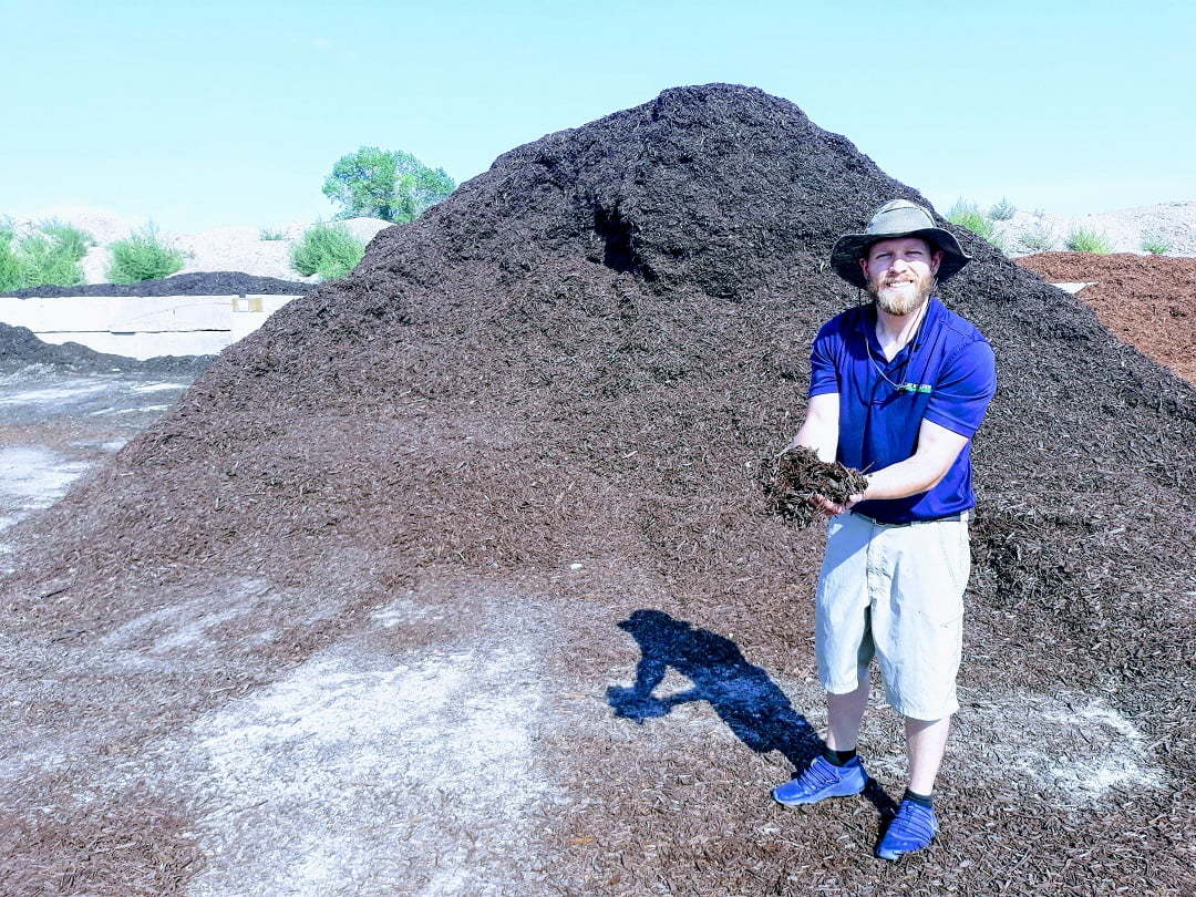 Mulch Delivery Installation • The Bomb Lawn